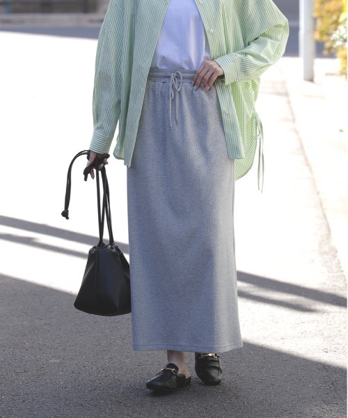 Right-on（ライトオン）の「【HONEYSUCKLE ROSE】リブタイトスカート（スカート・レディース・ダークグレー/グレー/ライトグレー/ブラック・M/L）」の6枚目の写真