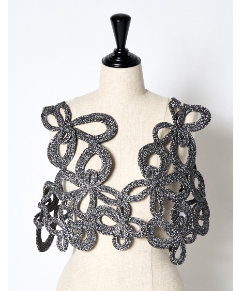 RUMCHE ラムシェ ラメフラワーボンドヤーンハーネス ブラック　ベスト RUMCHE（ラムシェ）の「Lame Flower Bond Yarn Harness / ラメフラワー