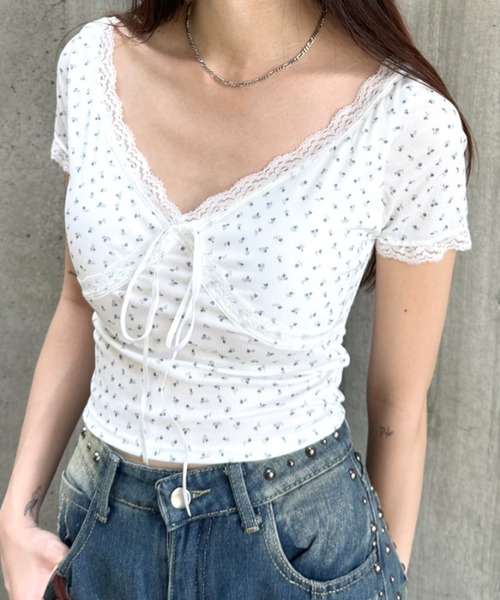 セール】カップ付き小花柄レーストップス（Tシャツ/カットソー