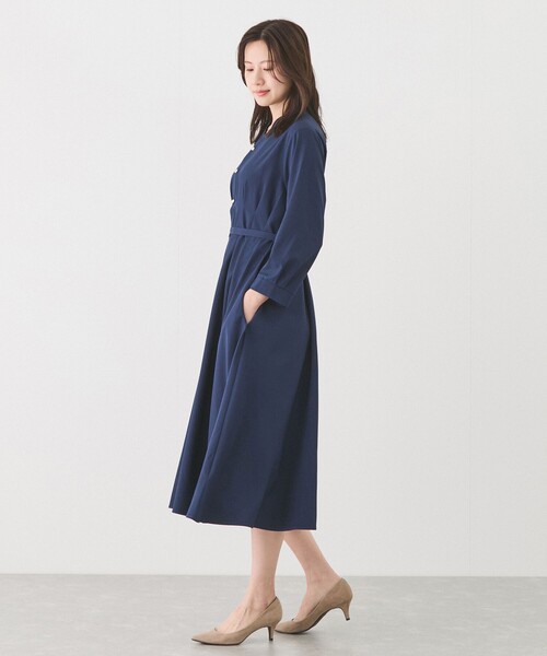 Jayro（ジャイロ）の「無地タック入り前開きワンピース（ワンピース・レディース・ライトグレー/ベージュ/ネイビー・M）」の5枚目の写真