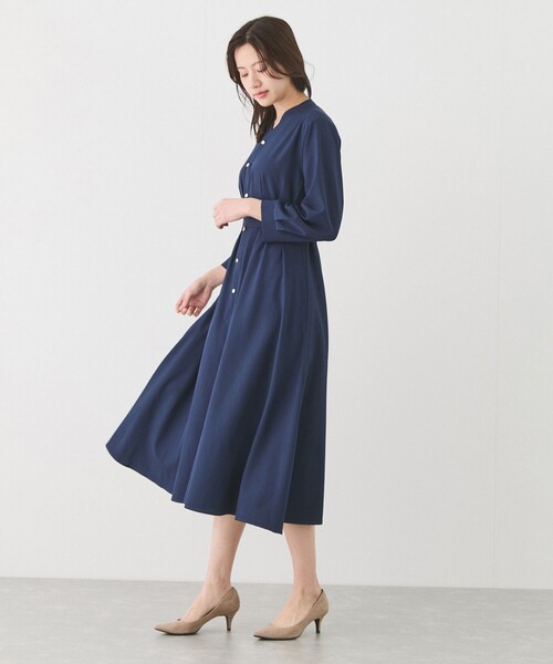 Jayro（ジャイロ）の「無地タック入り前開きワンピース（ワンピース・レディース・ライトグレー/ベージュ/ネイビー・M）」の6枚目の写真
