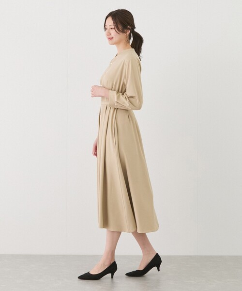 Jayro（ジャイロ）の「無地タック入り前開きワンピース（ワンピース・レディース・ライトグレー/ベージュ/ネイビー・M）」の15枚目の写真
