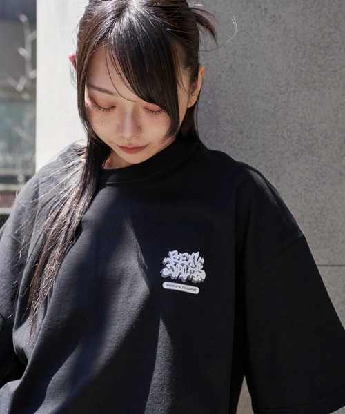 BEN DAVIS（ベンデイビス）の「∴WEGO/別注BENDAVISIプランプロゴT（Tシャツ/カットソー・メンズ・ブラック/ブラウン/ホワイト/スミクロ・SMALL/LARGE/MEDIUM）」の3枚目の写真