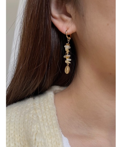 tone(トーン)の「【Spill The Beans】天然石×メダイ フープピアス(MA)(ピアス(両耳用)・レディース・グレー/ピンク/イエロー/ブルー・FREE)」の8枚目の写真