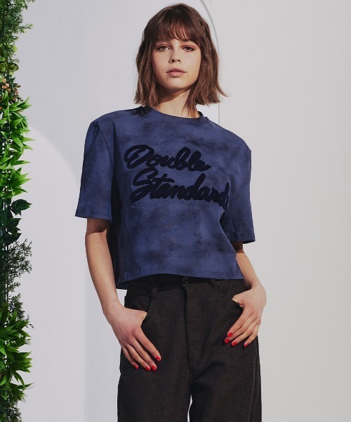 今期新作DSC / 筆記体ロゴ刺繍天竺Tシャツ セール】筆記体ロゴ刺繍天竺Tシャツ（Tシャツ/カットソー