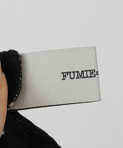 FUMIE TANAKA(フミエタナカ)の「【FUMIE TANAKA(フミエタナカ)】diamoud cut cami:キャミソール(キャミソール・レディース・カーキ/ブラック・2)」の11枚目の写真