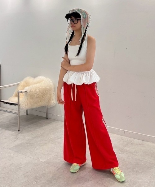 ipugo(イプゴ)の「ipugo/イプゴ バルーンホルダーネック タンクトップ 秋物 秋服 2026年秋冬(タンクトップ・レディース・ホワイト/ブラック・FREE)」の10枚目の写真