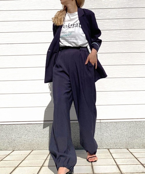 Q（キュー）の「裾ドロストストレートパンツ（その他パンツ・レディース・ベージュ系その他/チャコールグレー・MEDIUM）」の20枚目の写真