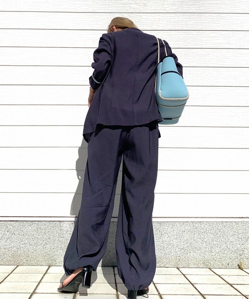 Q（キュー）の「裾ドロストストレートパンツ（その他パンツ・レディース・ベージュ系その他/チャコールグレー・MEDIUM）」の22枚目の写真