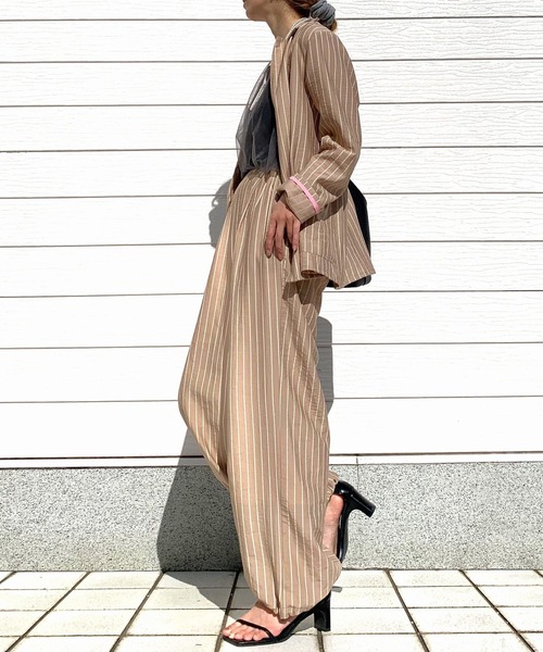 Q（キュー）の「裾ドロストストレートパンツ（その他パンツ・レディース・ベージュ系その他/チャコールグレー・MEDIUM）」の15枚目の写真