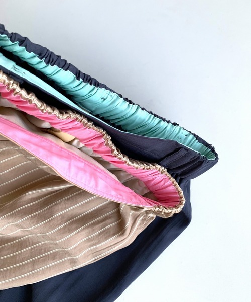 Q（キュー）の「裾ドロストストレートパンツ（その他パンツ・レディース・ベージュ系その他/チャコールグレー・MEDIUM）」の8枚目の写真