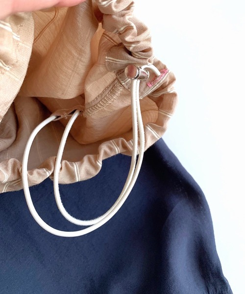 Q（キュー）の「裾ドロストストレートパンツ（その他パンツ・レディース・ベージュ系その他/チャコールグレー・MEDIUM）」の11枚目の写真