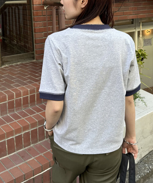 DISCOAT(ディスコート)の「【ユニセックス】アソートロゴプリントリンガーTシャツ(Tシャツ/カットソー・レディース・チャコールグレー/ライトグレー/ベージュ・SMALL/MEDIUM)」の8枚目の写真