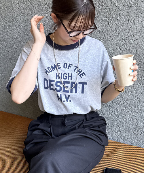 DISCOAT(ディスコート)の「【ユニセックス】アソートロゴプリントリンガーTシャツ(Tシャツ/カットソー・レディース・チャコールグレー/ライトグレー/ベージュ・SMALL/MEDIUM)」の15枚目の写真