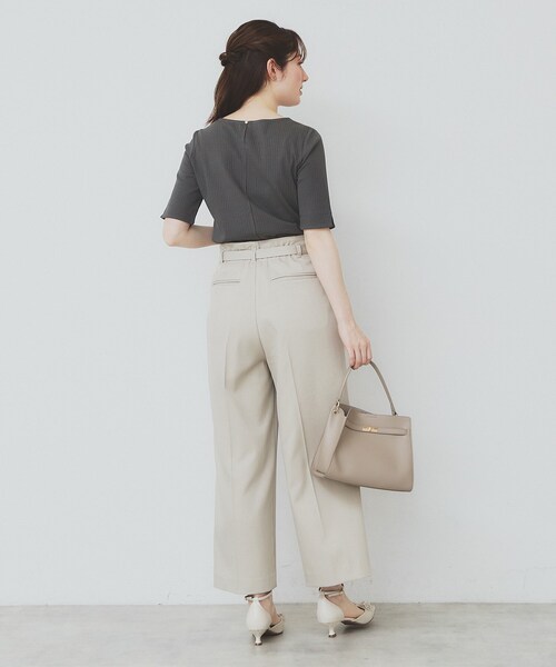 index(インデックス)の「《7色展開/XS-LLサイズ》ボートネックリブトップス【UV/洗濯機洗い可】(Tシャツ/カットソー・レディース・オフホワイト/チャコールグレー/ナチュラル/ピンク系/ネイビー/ボルドー/ブラウン系その他・34/36/38/40/42)」の15枚目の写真