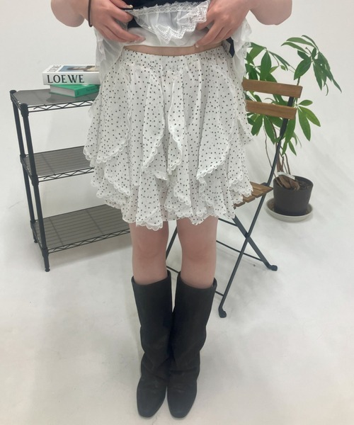 .KOM(ドットコム)の「A'GEM/9 × .kom 『.KOM/ドットケーオーエム』ドットフリルレースショートスカート(スカート・レディース・アイボリー/ブラック・FREE)」の8枚目の写真