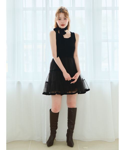 Stylevoice for xxx(スタイルヴォイスフォー)の「<木村りかこさんコラボ>リボン付きベロアチュールドッキングミニワンピース(ワンピース・レディース・ブラック・FREE)」の5枚目の写真