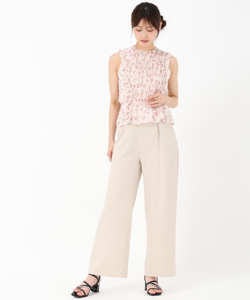 MISCH MASCH(ミッシュマッシュ)の「小花柄シャーリングノースリブラウス(シャツ/ブラウス・レディース・ブラック/ピンク/ホワイト・フリ-)」の5枚目の写真