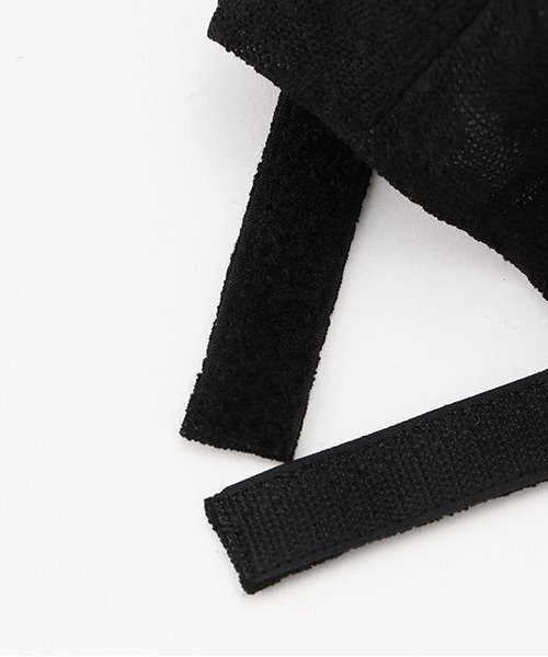 by LOVEiT（バイラビット）の「レースキャップ（キャップ・キッズ・オフホワイト/ブラック・M(54-56cm)/56-58cm）」の6枚目の写真