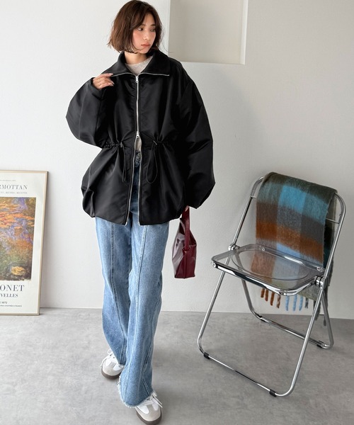 classicalelf（クラシカルエルフ）の「春まで活躍！衿リブ ハイネック ダブルジップ バルーン 軽量中綿コート(オーバーサイズ)（ダウンジャケット/コート・レディース・ブラック/アイボリー・LARGE/MEDIUM/SMALL/X-LARGE）」の15枚目の写真