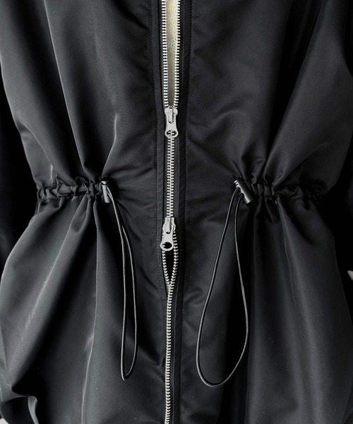 classicalelf（クラシカルエルフ）の「春まで活躍！衿リブ ハイネック ダブルジップ バルーン 軽量中綿コート(オーバーサイズ)（ダウンジャケット/コート・レディース・ブラック/アイボリー・LARGE/MEDIUM/SMALL/X-LARGE）」の21枚目の写真