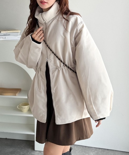 classicalelf（クラシカルエルフ）の「春まで活躍！衿リブ ハイネック ダブルジップ バルーン 軽量中綿コート(オーバーサイズ)（ダウンジャケット/コート・レディース・ブラック/アイボリー・LARGE/MEDIUM/SMALL/X-LARGE）」の4枚目の写真