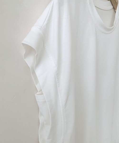 LOWO(ロワ)の「綿混ドルマンスリーブカットソー(Tシャツ/カットソー・レディース・オフホワイト/ブラック・FREE)」の6枚目の写真