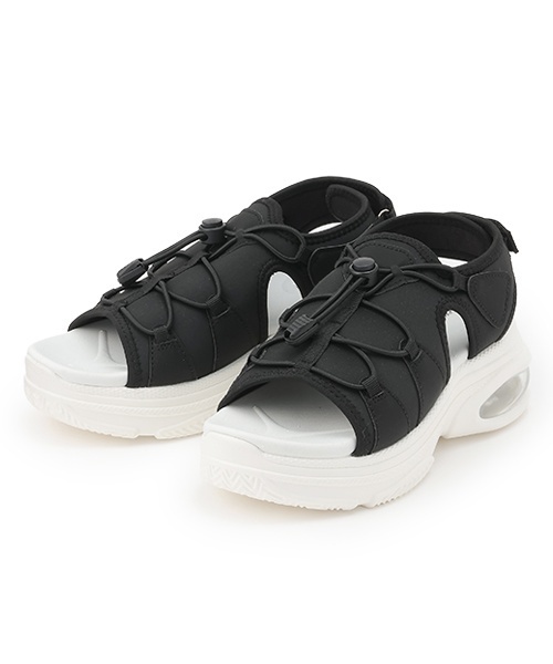 LOVETOXIC（ラブトキシック）の「ドロスト厚底サンダル（サンダル・キッズ・ブラック/オフホワイト/サックスブルー・24-24.5cm/22-22.5/23-23.5cm）」の2枚目の写真