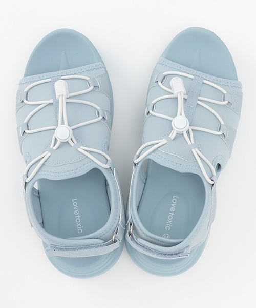 LOVETOXIC（ラブトキシック）の「ドロスト厚底サンダル（サンダル・キッズ・ブラック/オフホワイト/サックスブルー・24-24.5cm/22-22.5/23-23.5cm）」の17枚目の写真