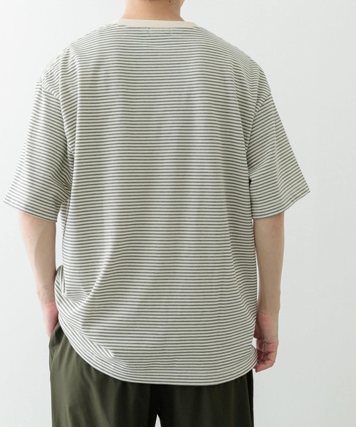 ITEMS URBANRESEARCH（アイテムズ アーバンリサーチ）の「ミジンボーダー天竺半袖T-Shirts（Tシャツ/カットソー・メンズ・ホワイト/ブラック・MEDIUM/LARGE）」の14枚目の写真
