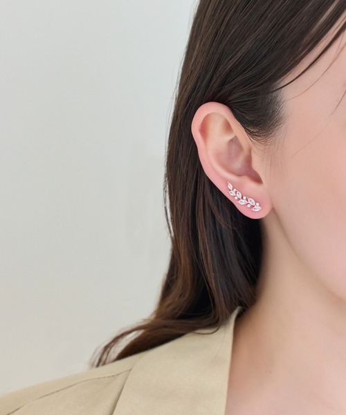 Phoebe(フィービィー)の「リーフグレースビジューピアス&イヤリング(ピアス(両耳用)・レディース・ピンクゴールド/イエローゴールド・FREE)」の22枚目の写真