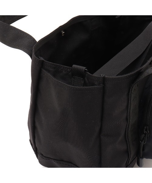 THE NORTH FACE PURPLE LABEL（ザ ノースフェイス パープルレーベル）の「THE NORTH FACE PURPLE LABEL CORDURA Nylon Shoulder Tote Bag / ザ・ノース・フェイス パープルレーベル コーデュラ ナイロン ショルダー トート バッグ（トートバッグ・メンズ・ブラック/パープル・ONE SIZE）」の15枚目の写真