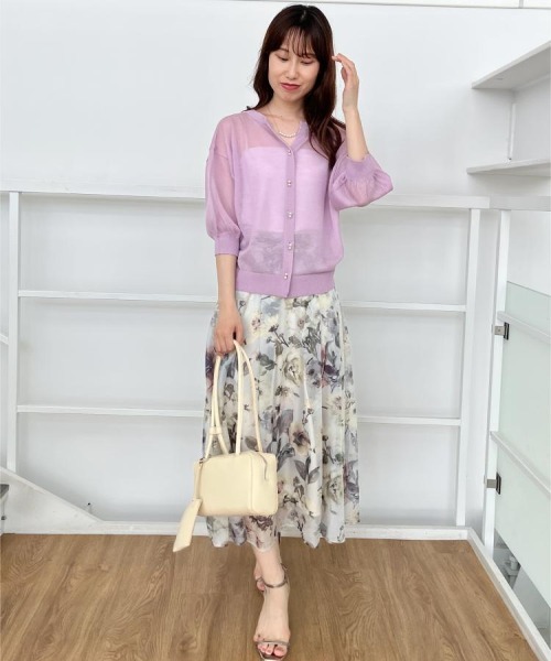 couture brooch（クチュールブローチ）の「【前後2WAY・二の腕カバー】ダブルパール調釦5分袖シアーカーディガントップス（カーディガン/ボレロ・レディース・グリーン/パープル/ブラック/オフホワイト・38/42）」の18枚目の写真