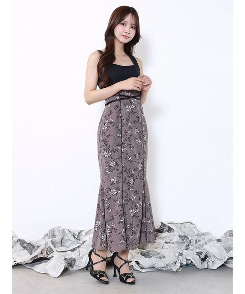 EATME（イートミー）の「フラワーマーメイドワンピース（ワンピース・レディース・オフホワイト/ブラック/ブラウン・SMALL/MEDIUM）」の6枚目の写真