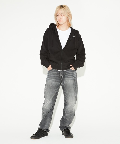 G-STAR（ジースター）の「【一部店舗限定】LOOSE HOODED ZIP SWEAT/オーバーサイズフードロゴジップアップパーカー（パーカー・メンズ・ダークブラック・X-SMALL/X-LARGE/SMALL/MEDIUM/LARGE）」の6枚目の写真