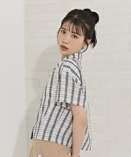 REDYAZEL(レディアゼル)の「2WAYスリーブチェックトップス(シャツ/ブラウス・レディース・オフホワイト/ライトグレー/ベージュ・FREE)」の13枚目の写真