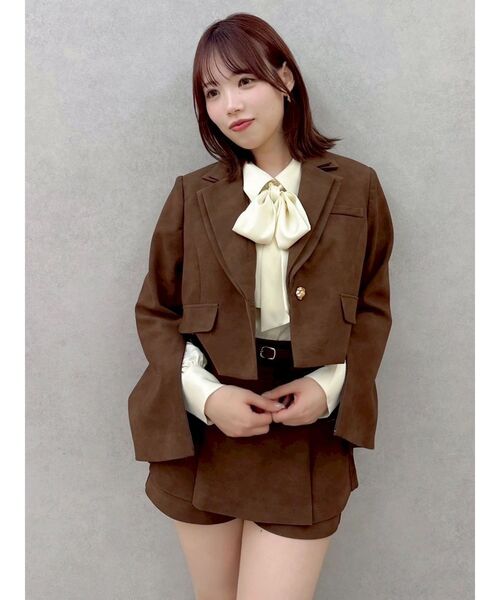 ダズリンテーラーシェイプロングジャケットベージュ新品未開封品 ダズリンテーラーシェイプロングジャケットベージュ新品未開封品