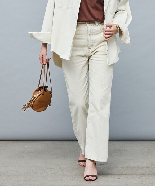 Rie Miller（リエミラー）の「【RM denim】センタープレスハイウエストパンツ（デニムパンツ・レディース・キナリ/インディゴブルー/ブルー系その他7/サックスブルー・XS/XXS/L/M/S）」の2枚目の写真