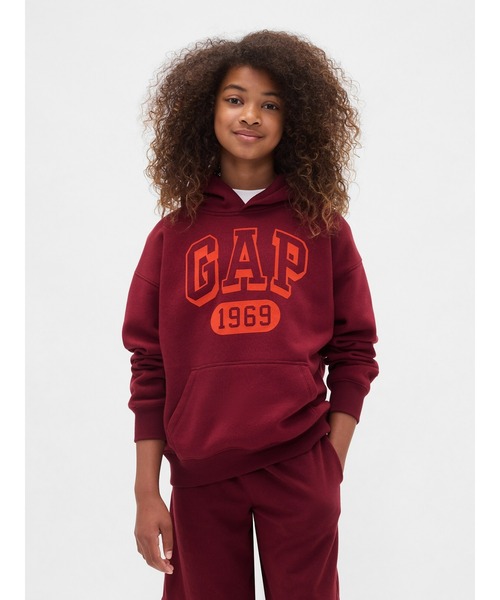 GAP(ギャップ)の「ヴィンテージソフト GAPロゴパーカー (キッズ)(パーカー・キッズ・ワイン/ブルー/イエロー/グリーン・110cm/120cm/130cm/140cm/150cm/160cm)」の10枚目の写真