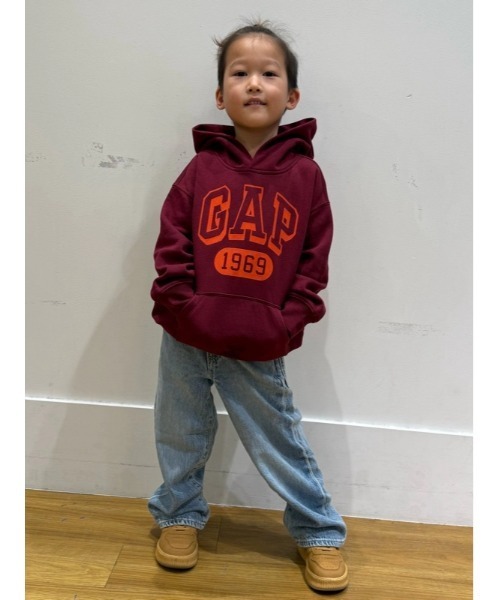 GAP(ギャップ)の「ヴィンテージソフト GAPロゴパーカー (キッズ)(パーカー・キッズ・ワイン/ブルー/イエロー/グリーン・110cm/120cm/130cm/140cm/150cm/160cm)」の17枚目の写真