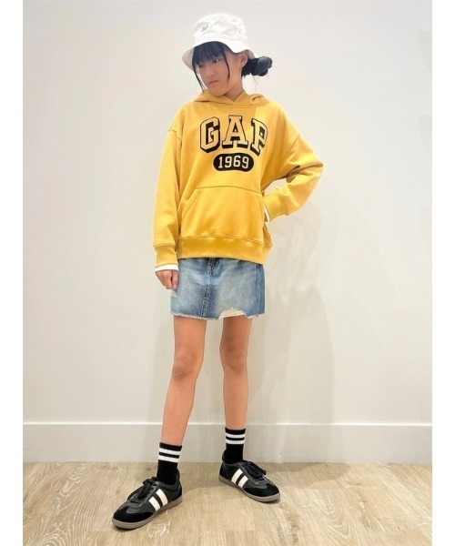 GAP(ギャップ)の「ヴィンテージソフト GAPロゴパーカー (キッズ)(パーカー・キッズ・ワイン/ブルー/イエロー/グリーン・110cm/120cm/130cm/140cm/150cm/160cm)」の19枚目の写真