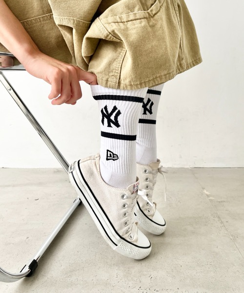 NEW ERA（ニューエラ）の「NEW ERA(ニューエラ)/MLB PREMIUM SOCKS/ 靴下 クルーソックス クルー丈 厚手 刺繍 ロゴ ライン入り（ソックス/靴下・レディース・その他2/その他1/ネイビー/ホワイト・25-27CM/23-25cm）」の9枚目の写真
