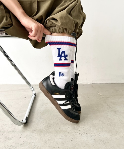 NEW ERA（ニューエラ）の「NEW ERA(ニューエラ)/MLB PREMIUM SOCKS/ 靴下 クルーソックス クルー丈 厚手 刺繍 ロゴ ライン入り（ソックス/靴下・レディース・その他2/その他1/ネイビー/ホワイト・25-27CM/23-25cm）」の16枚目の写真