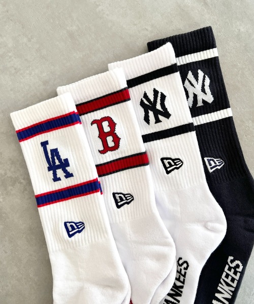 NEW ERA（ニューエラ）の「NEW ERA(ニューエラ)/MLB PREMIUM SOCKS/ 靴下 クルーソックス クルー丈 厚手 刺繍 ロゴ ライン入り（ソックス/靴下・レディース・その他2/その他1/ネイビー/ホワイト・25-27CM/23-25cm）」の5枚目の写真