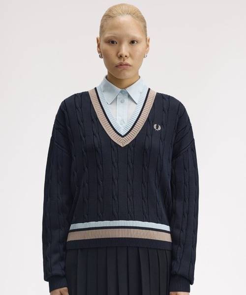 FRED PERRY(フレッドペリー)の「Bold Tipped Cable Knit Jumper/ティップラインケーブルニット(ニット/セーター・レディース・オフホワイト/ネイビー・10)」の11枚目の写真