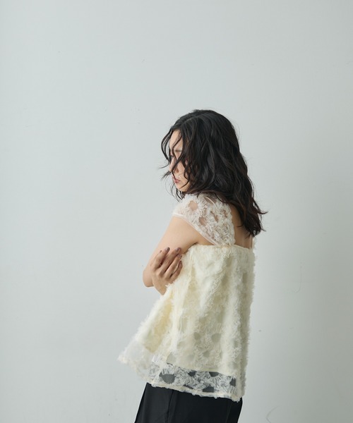 Lunea（ルネア）の「フラワーモチーフチュールトップス（シャツ/ブラウス・レディース・アイボリー/ピンク・FREE）」の11枚目の写真