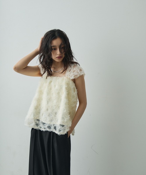 Lunea（ルネア）の「フラワーモチーフチュールトップス（シャツ/ブラウス・レディース・アイボリー/ピンク・FREE）」の8枚目の写真