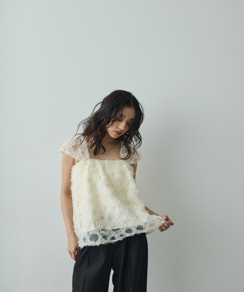 Lunea（ルネア）の「フラワーモチーフチュールトップス（シャツ/ブラウス・レディース・アイボリー/ピンク・FREE）」の14枚目の写真