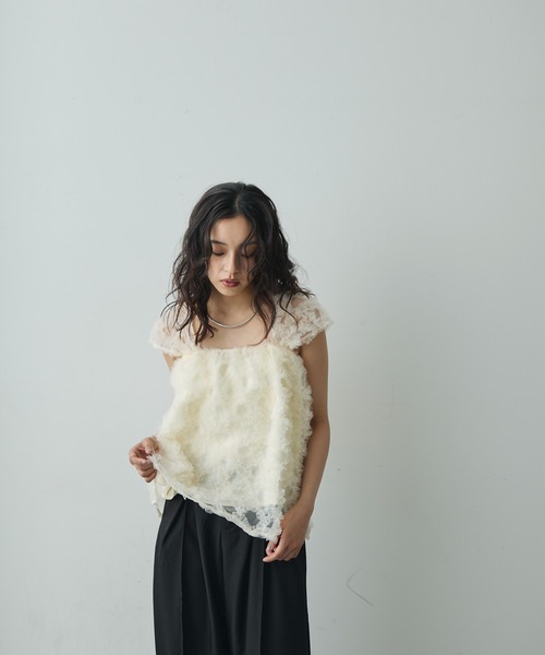 Lunea（ルネア）の「フラワーモチーフチュールトップス（シャツ/ブラウス・レディース・アイボリー/ピンク・FREE）」の15枚目の写真