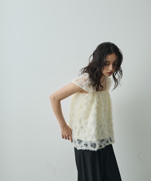 Lunea（ルネア）の「フラワーモチーフチュールトップス（シャツ/ブラウス・レディース・アイボリー/ピンク・FREE）」の16枚目の写真